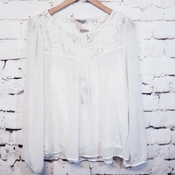 Forever 21 Tops - Forever 21 NWT Lace long sleeve blouse